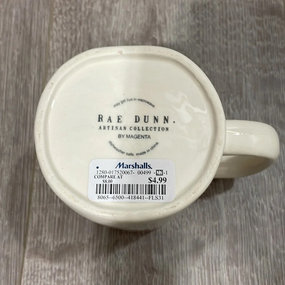 NWT Rae Dunn “BAH, HUMBUG!” Ceramic Coffee Tea Mug - Picture 3 of 5
